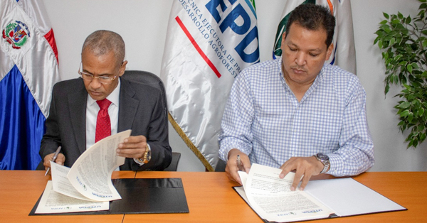 UTEPDA firma Acuerdo Institucional con Fabricantes, de Productos para la Protección de Cultivos